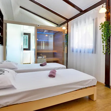 Сasa de vacaciones Cozy In Mrzlo Polje With Sauna *